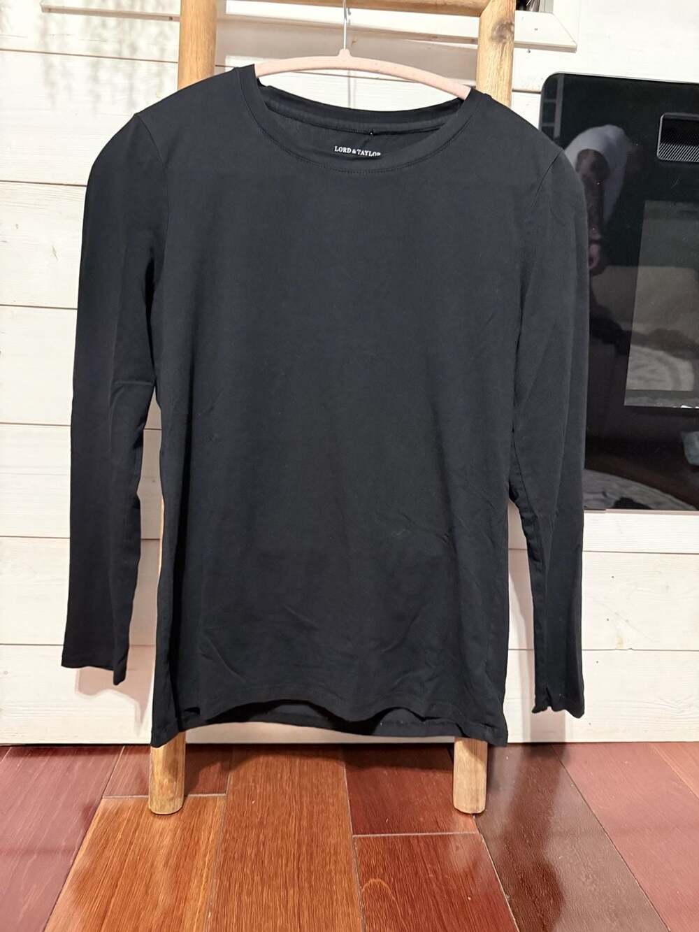 Lord & Taylor Long Sleeve Supima Cotton Shirt Size S/